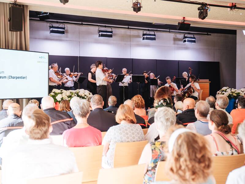 Passyjubiläum 09 - Das Martinskollegium umrahmt den Festakt musikalisch