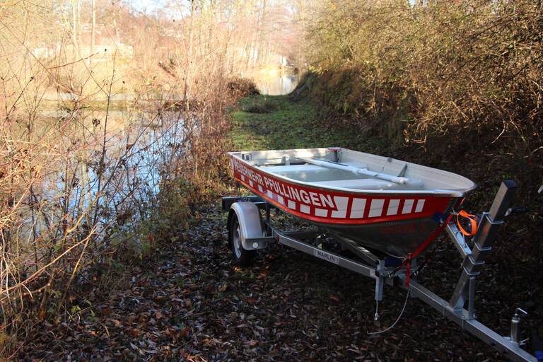 Feuerwehranhänger Mehrzweckboot