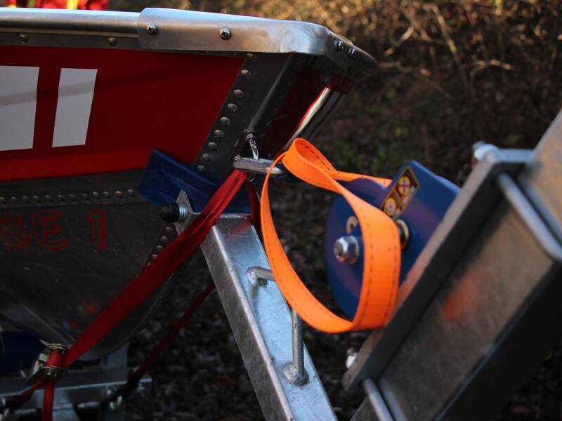 Feuerwehranhänger Mehrzweckboot